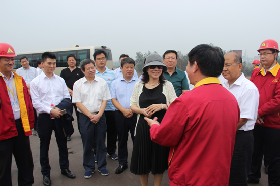 格力集团董事长董明珠一行莅临我公司参观考察